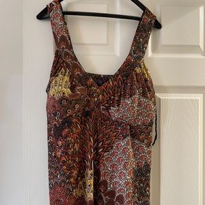 Deluxe Women’s Sleeveless Tunic.